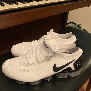 Nike vapormax flyknit men sz 8.5 women 10